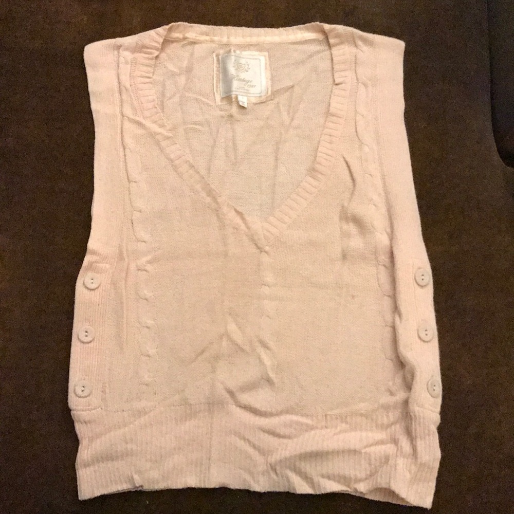 Sweater vest